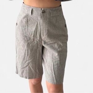Elegant Women's Gray Bermuda Shorts